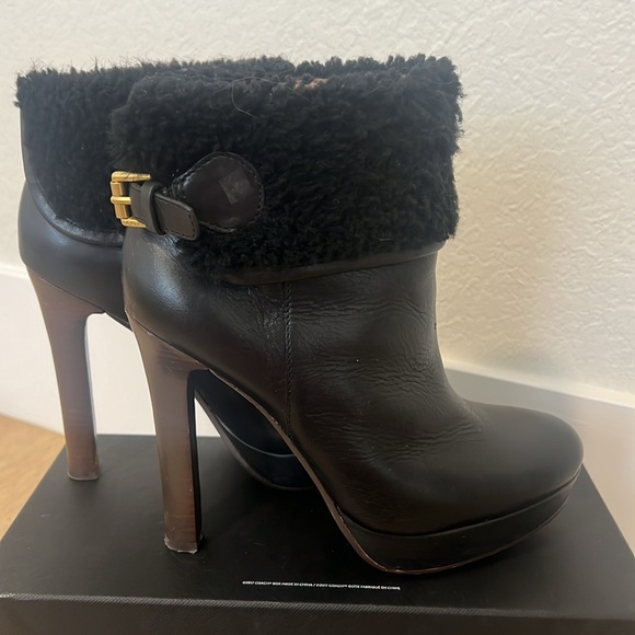 Coach black heeled platform booties w shearling ankles. Size 6 - Picture 7 of 10